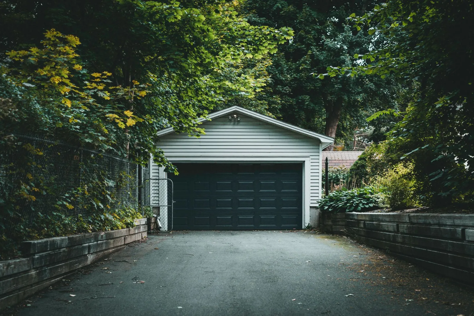 Detached garage cost examples by size and finish