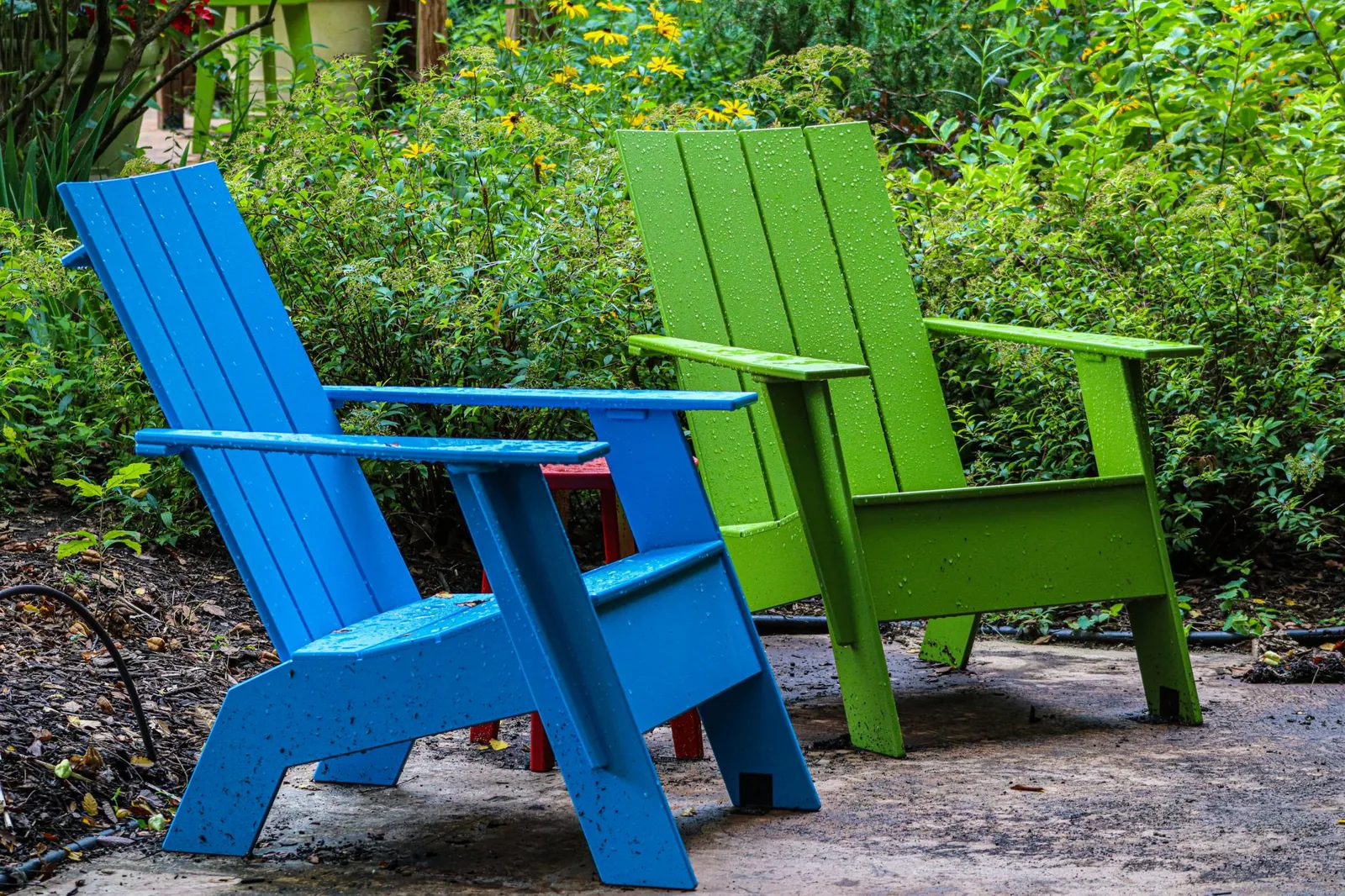 hardscaping ideas for backyard paths and walkways