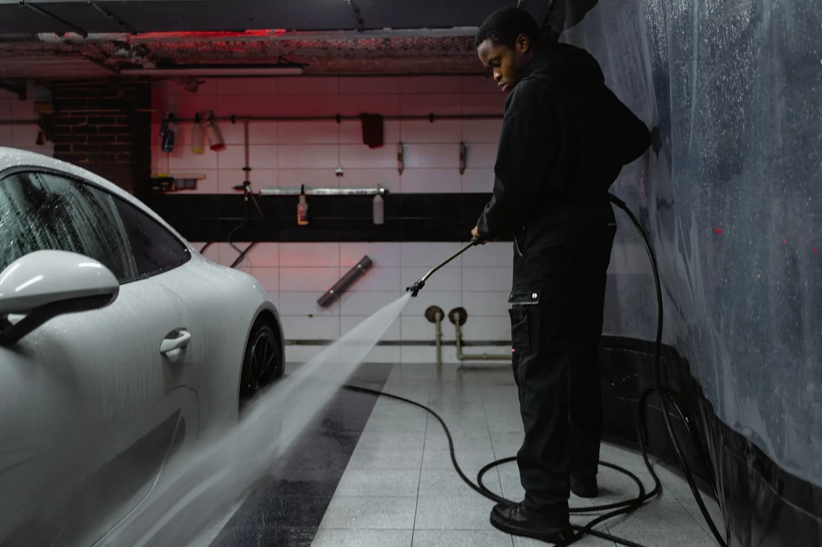 pressure washing house siding